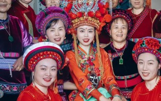 白族的传统节日_白族的传统节日和服装还有住所